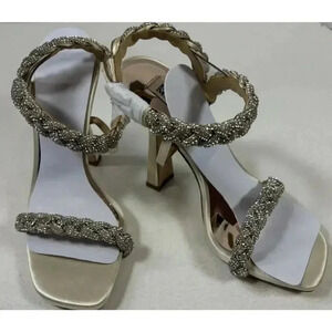 New Badgley Mischka Soft Gold Fennel Braided Spool Heel Size 5 ($265)